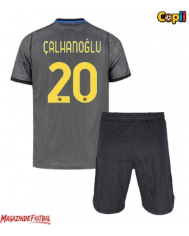 Inter Milan Hakan Calhanoglu #20 Echipament de Fotbal Replică 2026-27 Copii Treilea (+ Șorturi)